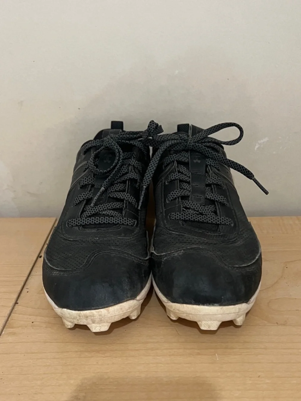 Under Armour Black and White Baseball Cleats